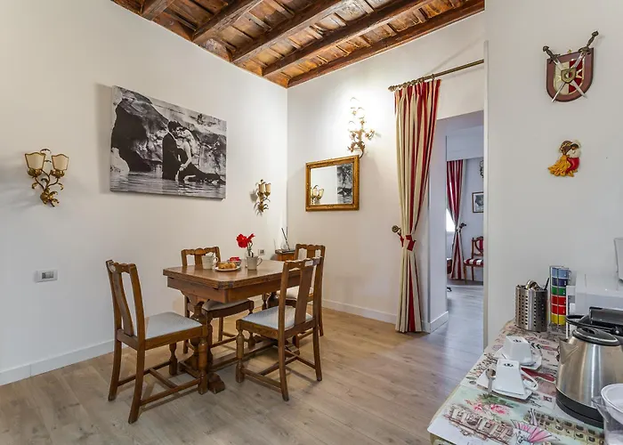 Iflat Antonella House Trevi Terrace Hideaway 4*